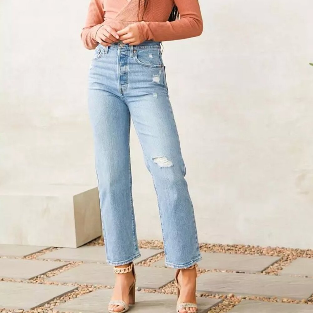 NWOT Levi's Ribcage Straight Ankle Jeans 25Wx27L (Color: Samba Done)